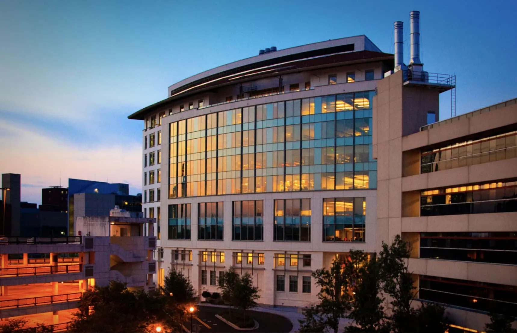 Brown concrete and glass building at Emory University – CHOA